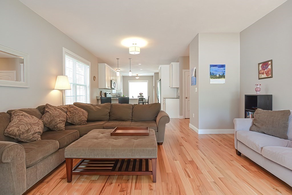 4 Beaver Pond Road, Unit 4 Milford, MA 01757 - Photo 9 of 20 Gallery Image 9