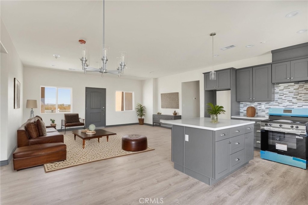 12015 Rosado Road Pinon Hills, CA 92372 - Photo 4 of 43
