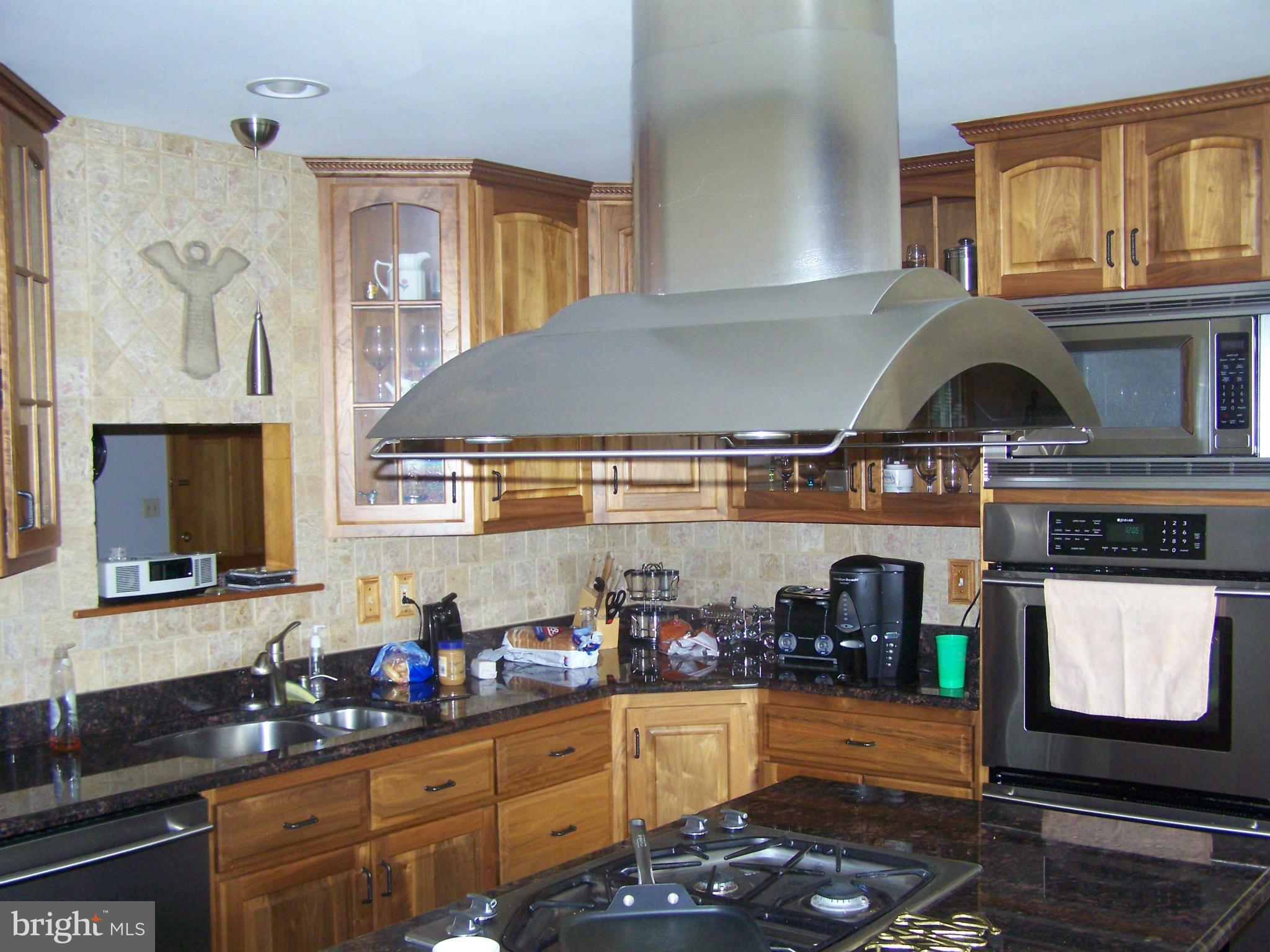 5825 Cabbage Spring Road Mount Airy, MD 21771 - Photo 6 of 29 Kitchen