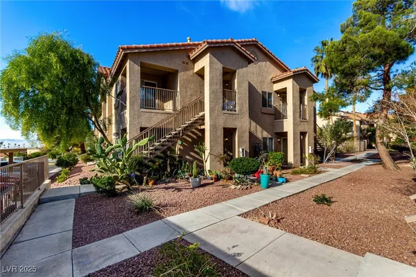 $239,900 | 2110 Los Feliz Street, Unit 2015, Las Vegas, NV 89156
