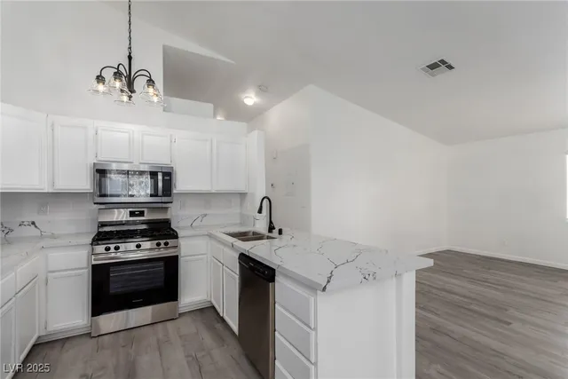 $249,900 | 2110 Los Feliz Street, Unit 2015, Las Vegas, NV 89156