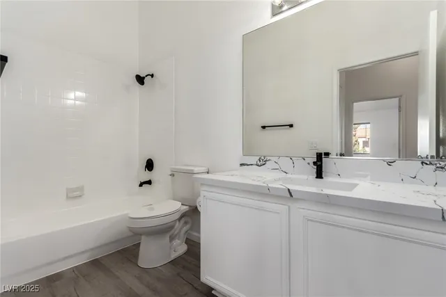 $249,900 | 2110 Los Feliz Street, Unit 2015, Las Vegas, NV 89156