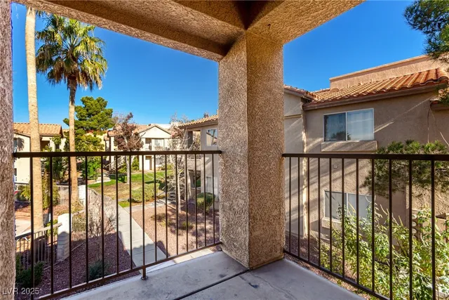 $249,900 | 2110 Los Feliz Street, Unit 2015, Las Vegas, NV 89156
