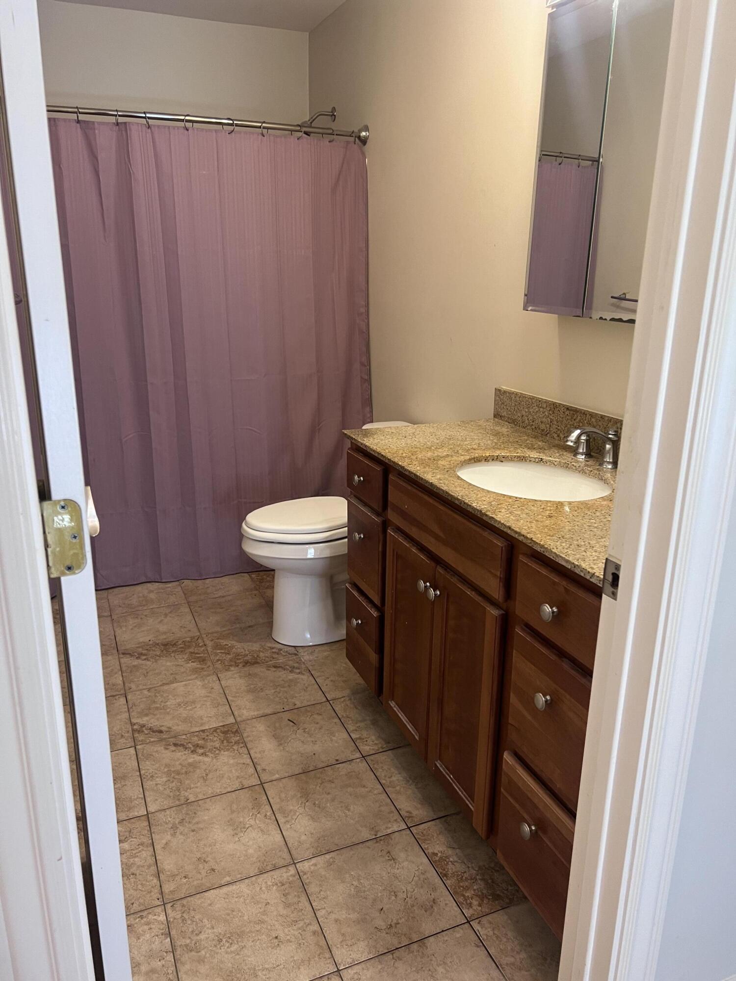 680 East Empire Avenue Benton Harbor, MI 49022 - Photo 12 of 18 IMG_9178
