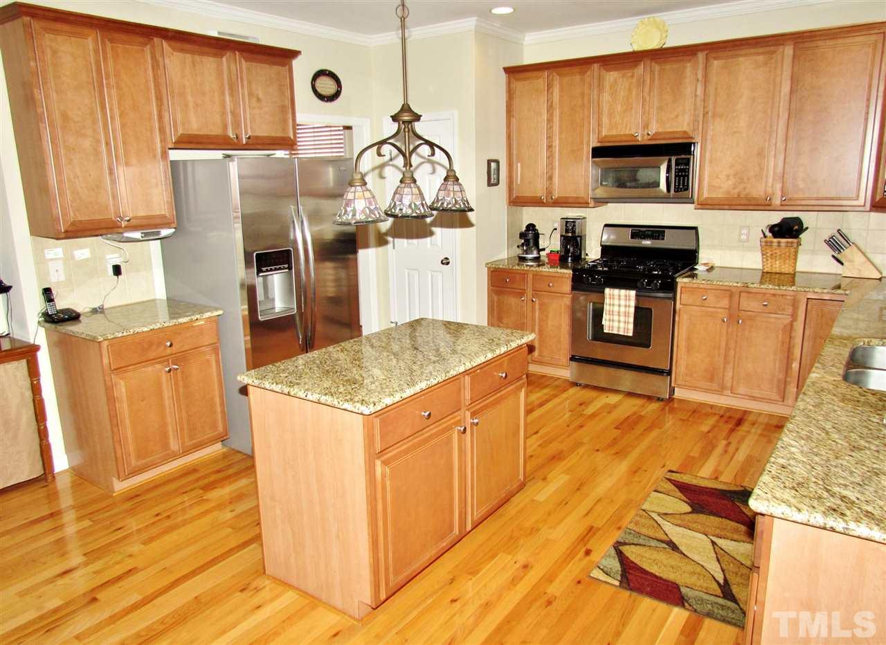 2905 Witterton Place Raleigh, NC 27614 - Photo 12 of 25 large kitchen with great cooking"triangle"