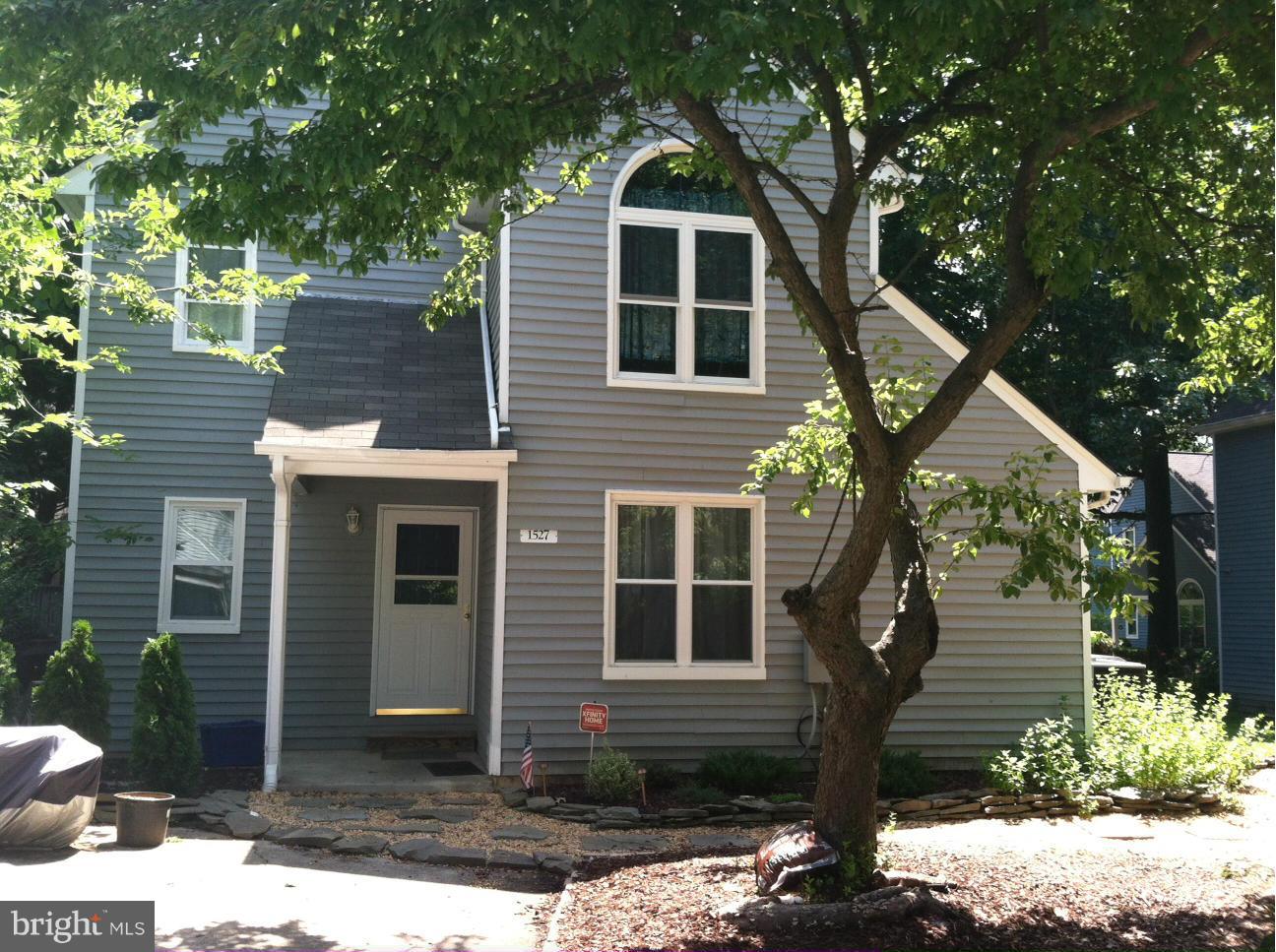 1527 Ritchie Lane Annapolis, MD 21401 - Photo 1 of 14 Exterior (Front)