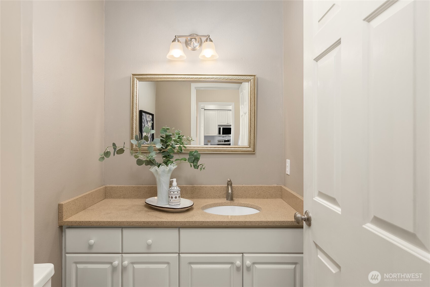 1230 Weaver Road Northwest, Unit C5 Bainbridge Island, WA 98110 - Photo 18 of 33 Gallery Image 18