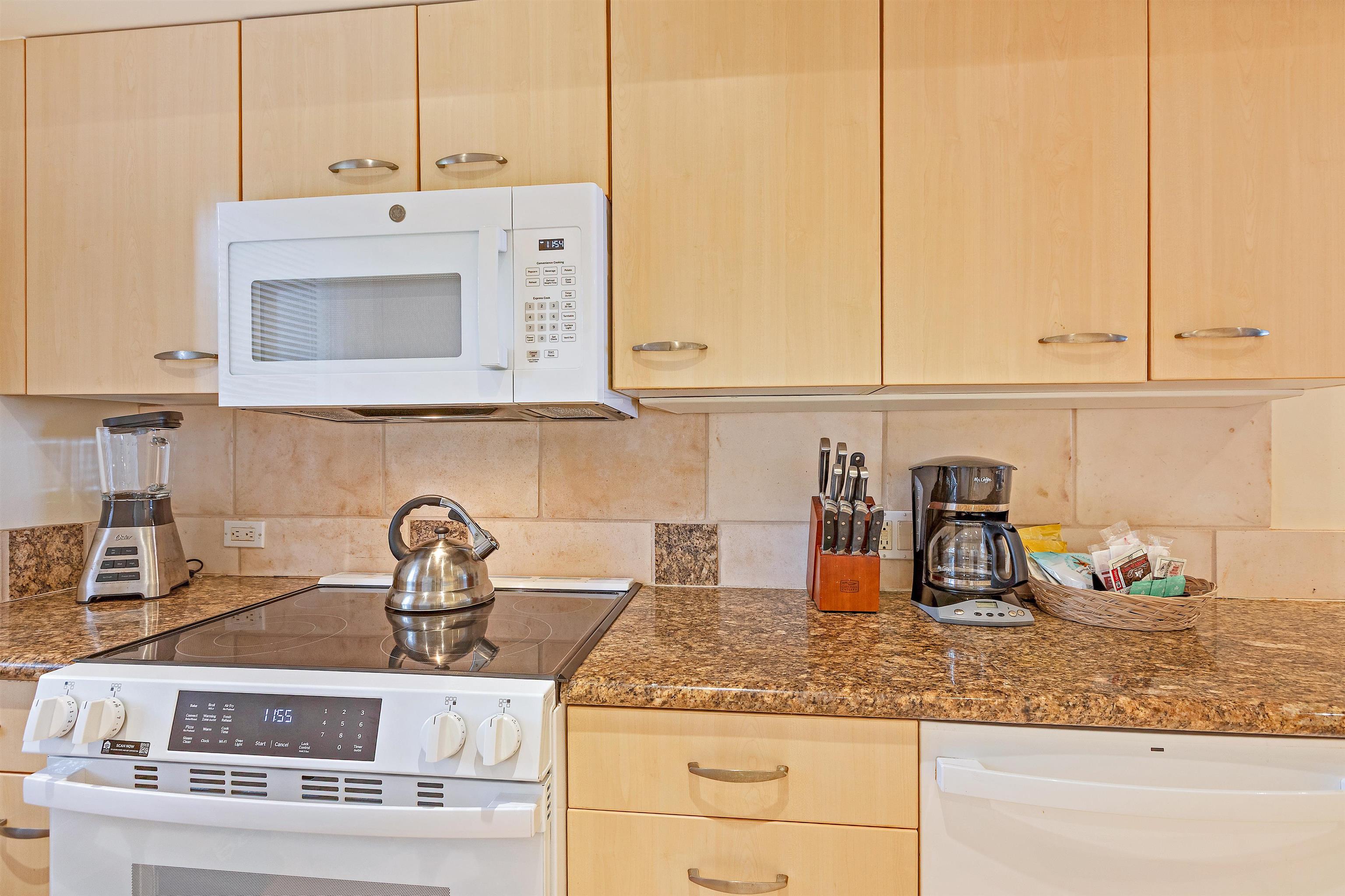 100 Ridge Road, Unit 2022 Lahaina, HI 96761 - Photo 15 of 35