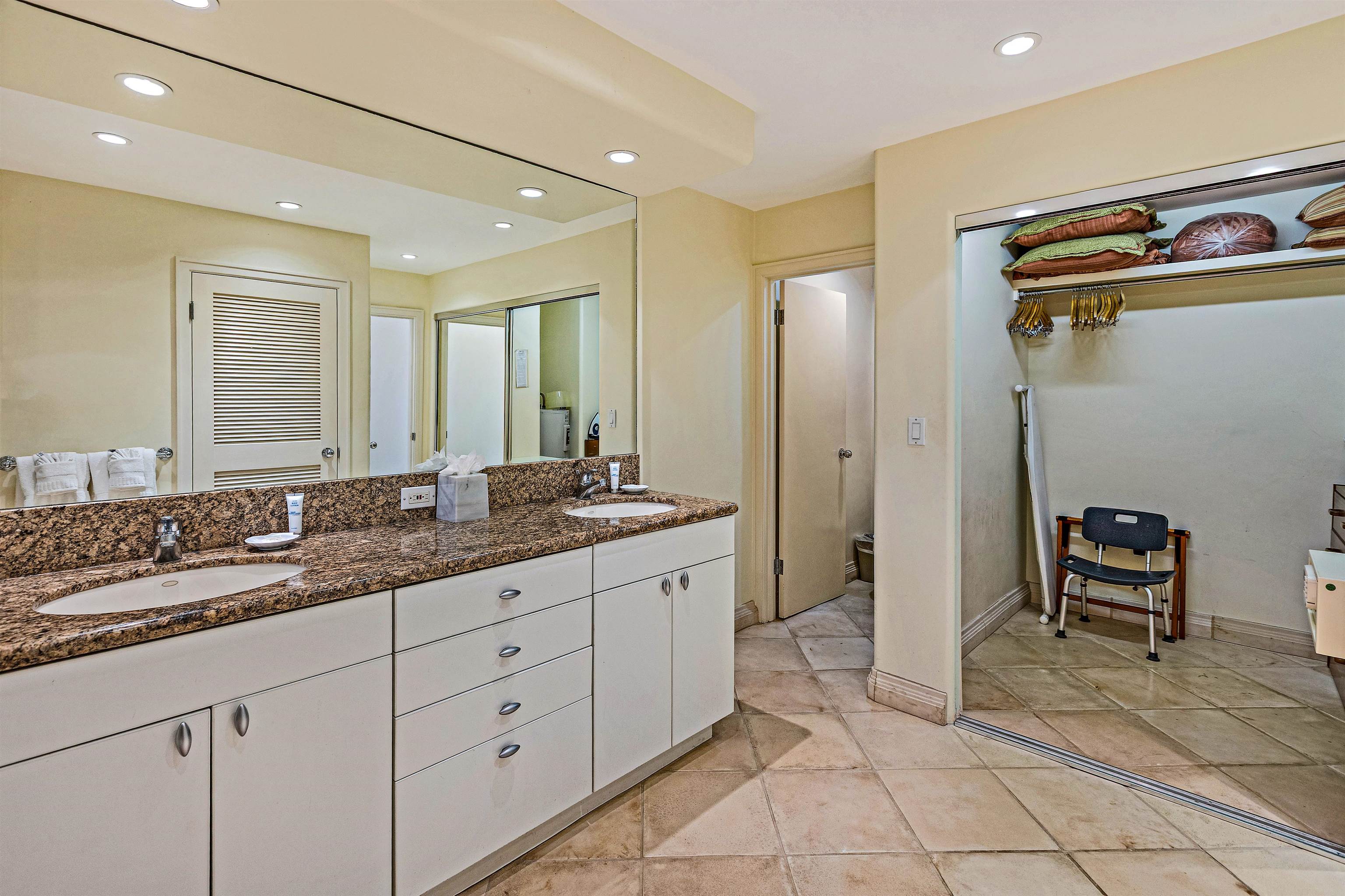 100 Ridge Road, Unit 2022 Lahaina, HI 96761 - Photo 22 of 35