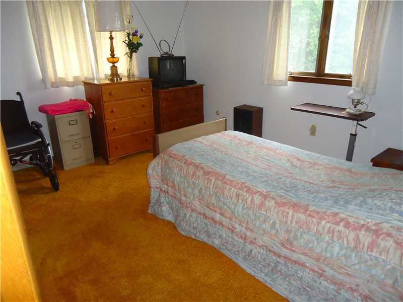 40 Wolfram Road Washington, PA 15301 - Photo 9 of 22 Bedroom.
