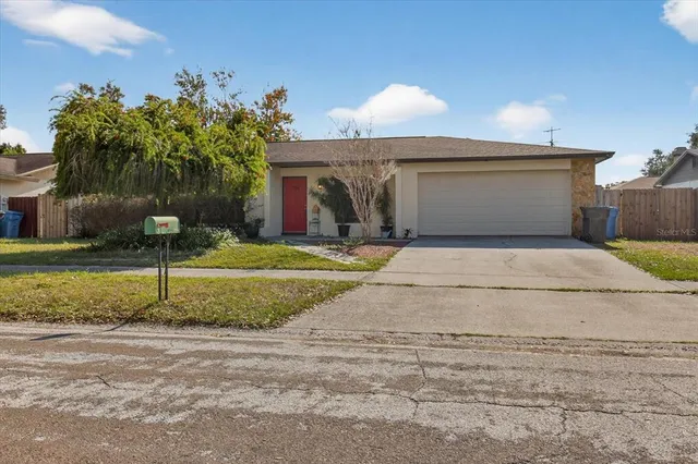 $350,000 | 750 Caliente Drive, Brandon, FL 33511