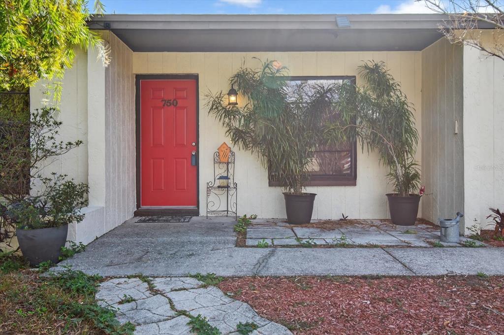 750 Caliente Drive Brandon, FL 33511 - Photo 6 of 71