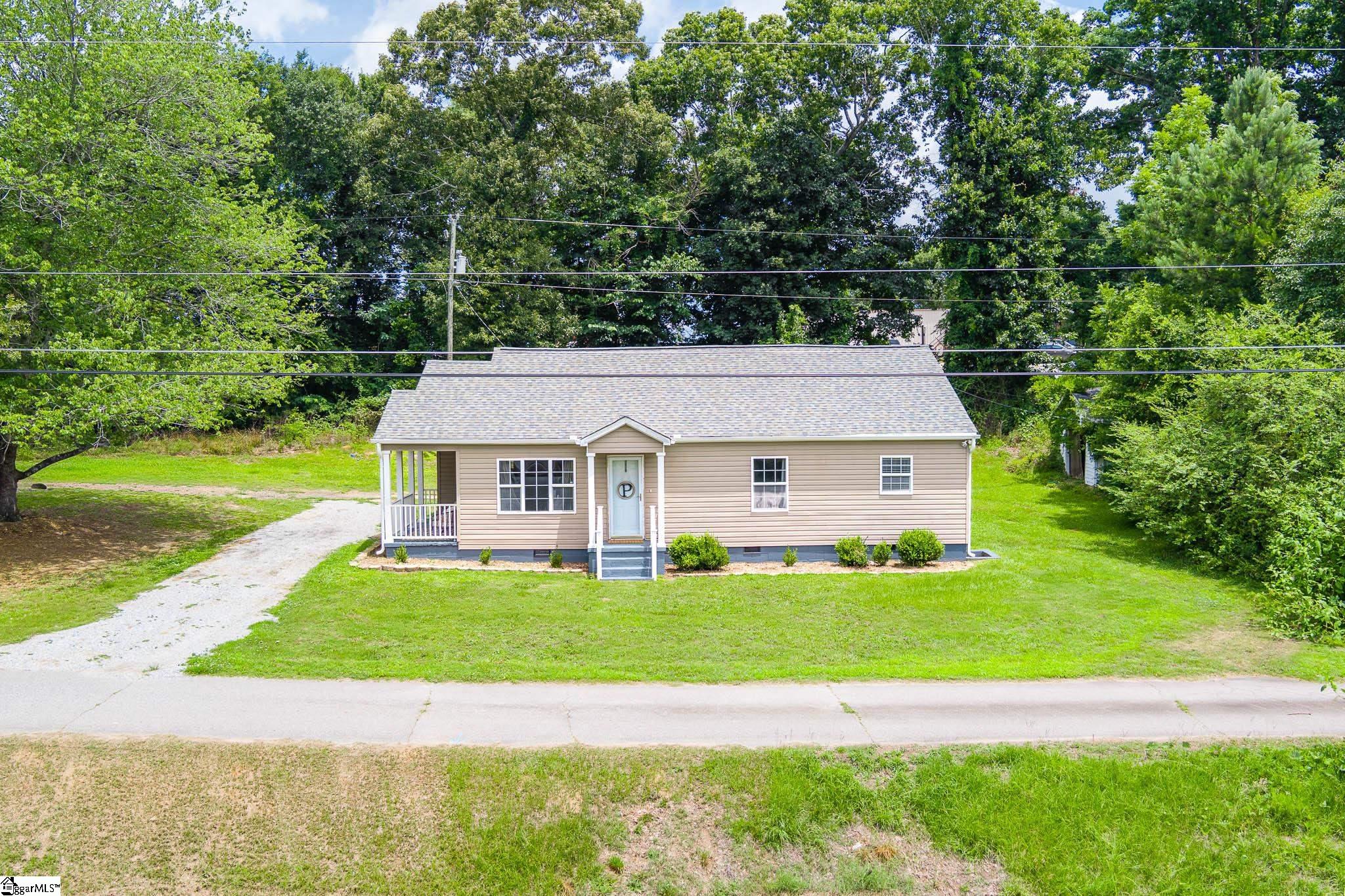 115 Clover Street Liberty, SC 29657 - Photo 2 of 31