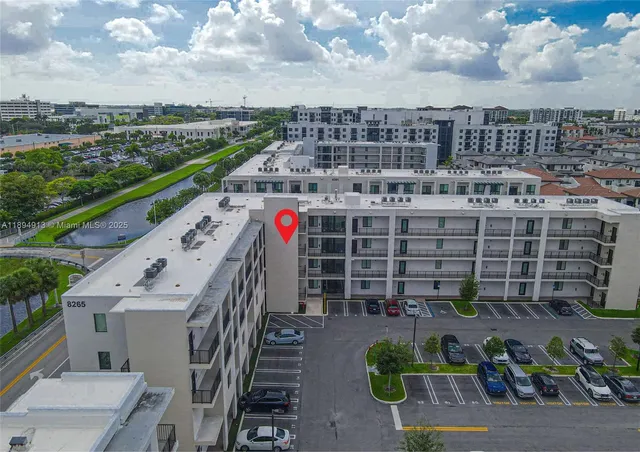 a picture of city view