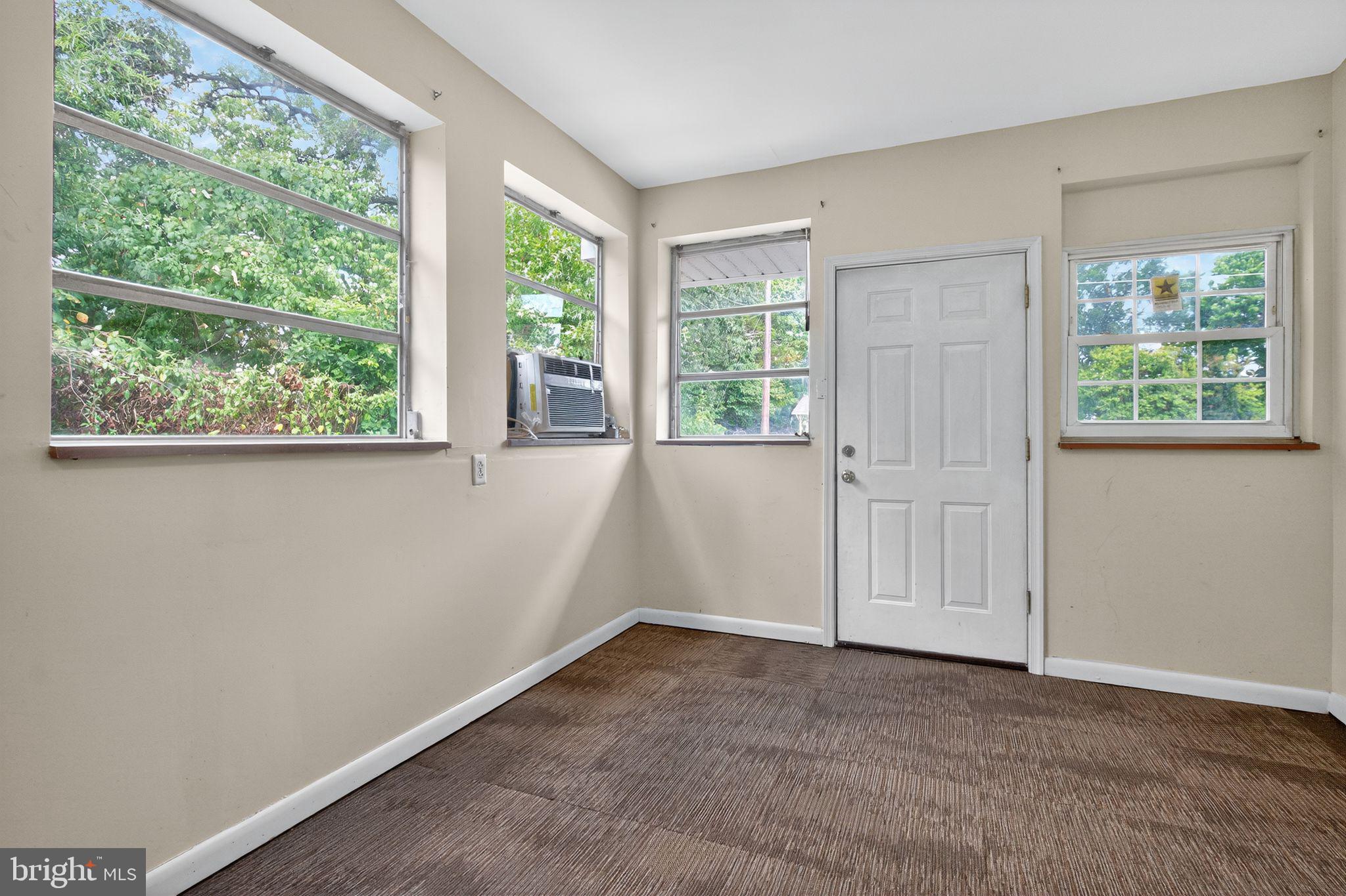 4615 Roundhill Road Alexandria, VA 22310 - Photo 12 of 15 Extra room