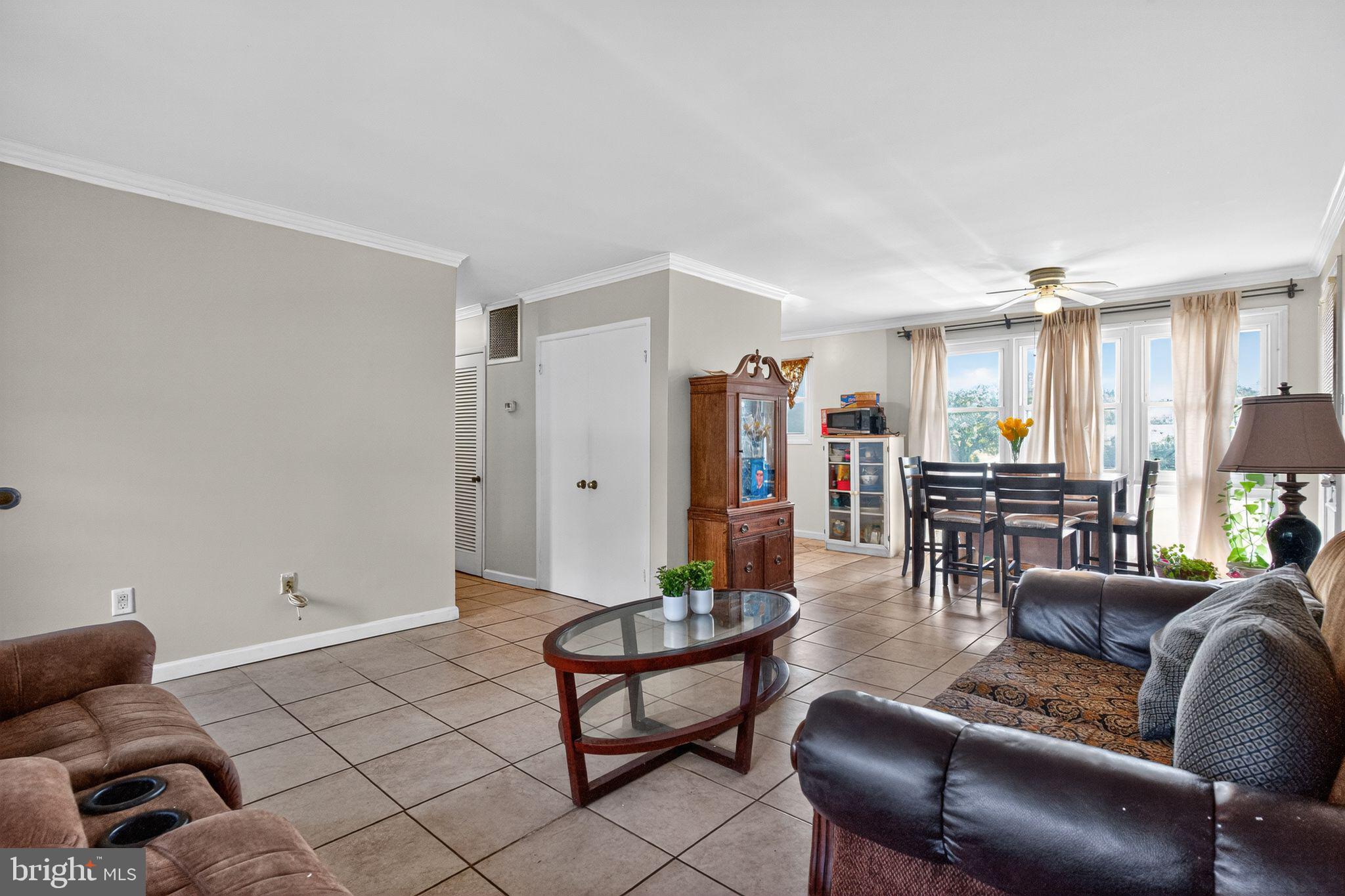 4615 Roundhill Road Alexandria, VA 22310 - Photo 5 of 15 Gallery Image 5