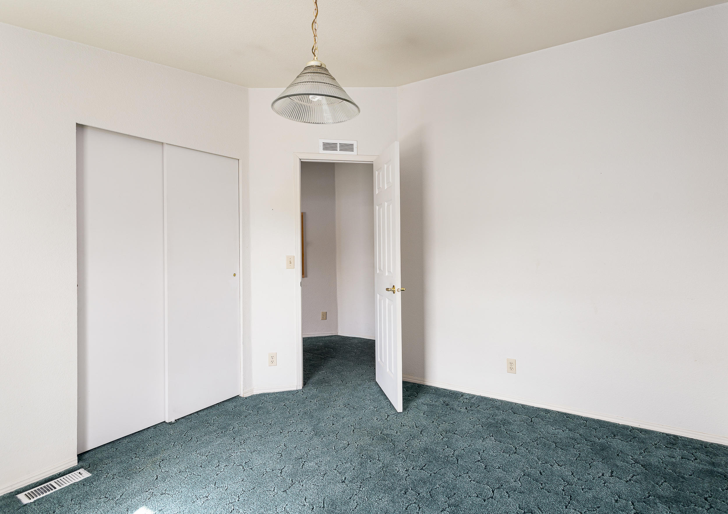 3811 Commonwealth Road Yakima, WA 98901 - Photo 20 of 29 Bedroom #2, Opposite View