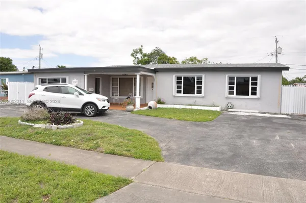 $695,500 | 1301 West 61st Place, Hialeah, FL 33012