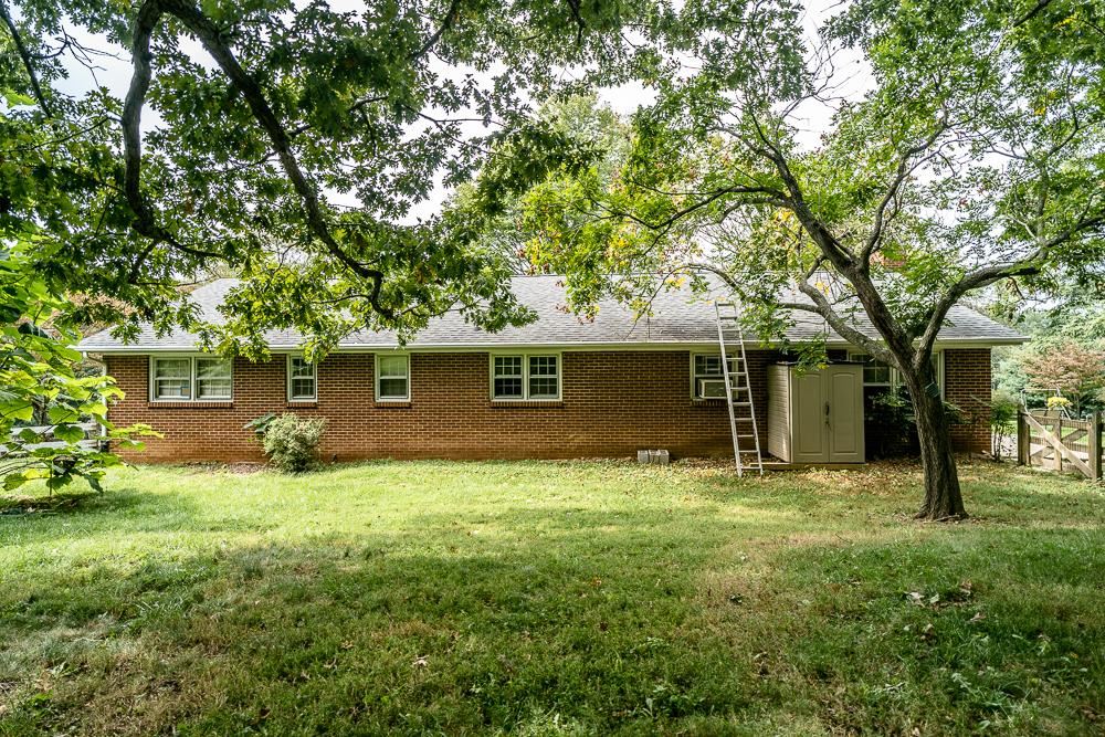 289 Pleasant View Road Staunton, VA 24401 - Photo 34 of 45 a view of a backyard of the house