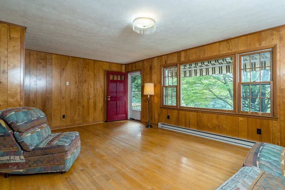 289 Pleasant View Road Staunton, VA 24401 - Photo 6 of 45 a living room with furniture and a large window