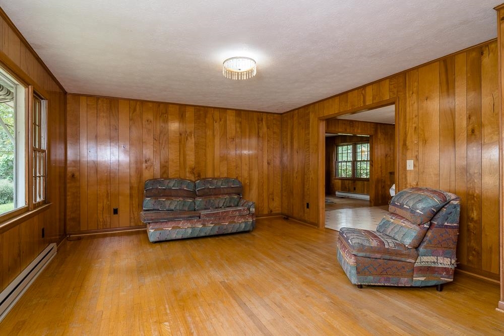 289 Pleasant View Road Staunton, VA 24401 - Photo 7 of 45 a living room with furniture and a wooden floor