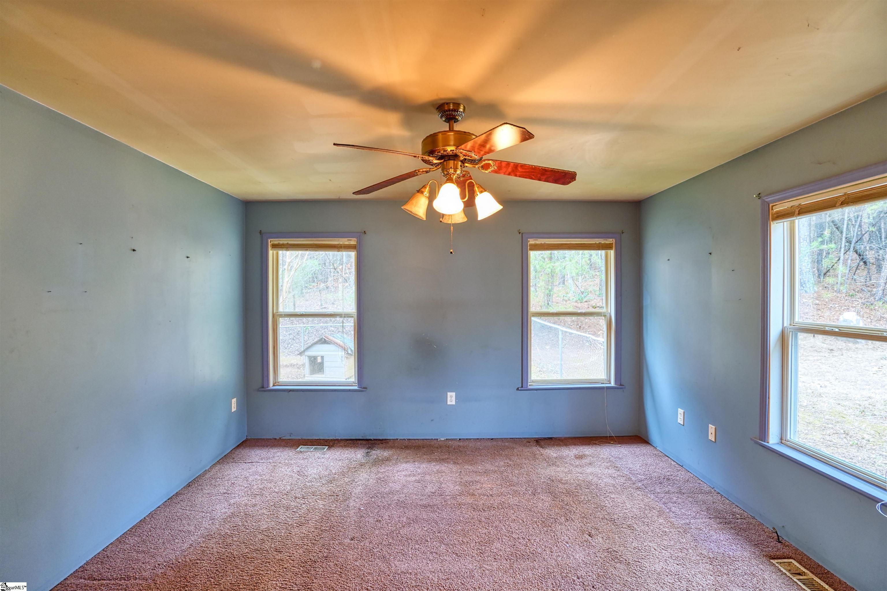 8657 North Tigerville Road Travelers Rest, SC 29690 - Photo 8 of 24 Gallery Image 8