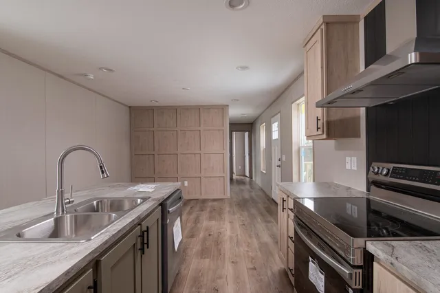 $93,999 | 32 Oak Lane, Springfield, VT 05156