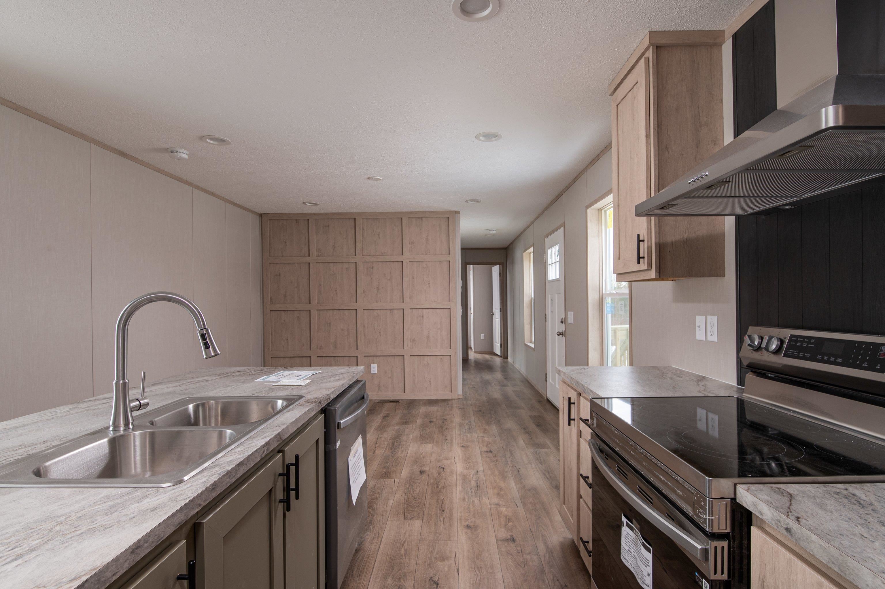 32 Oak Lane Springfield, VT 05156 - Photo 13 of 28