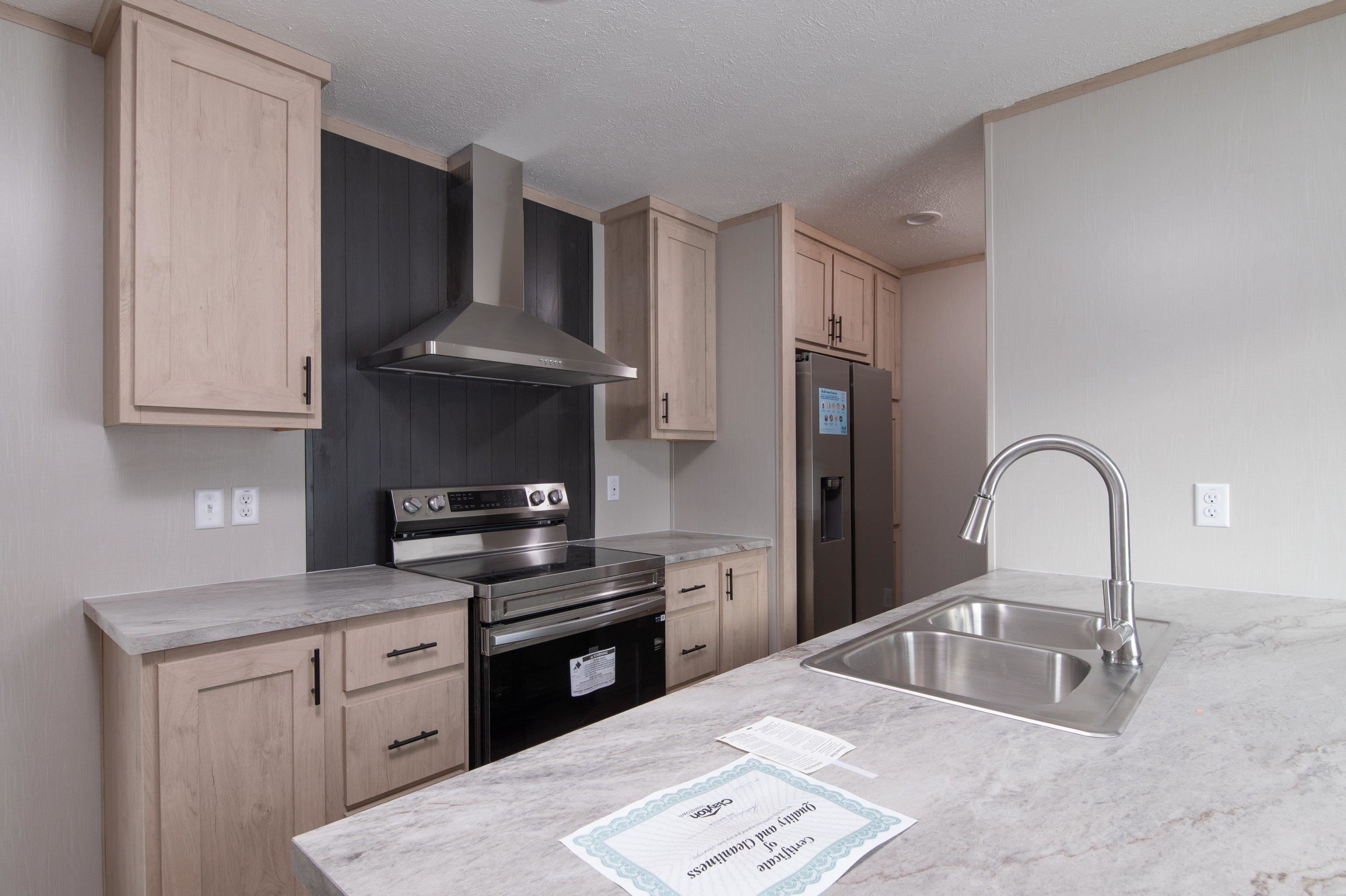 32 Oak Lane Springfield, VT 05156 - Photo 16 of 28