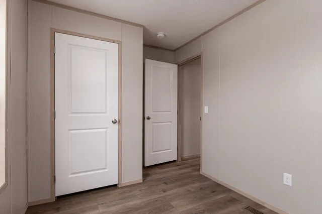 $93,999 | 32 Oak Lane, Springfield, VT 05156