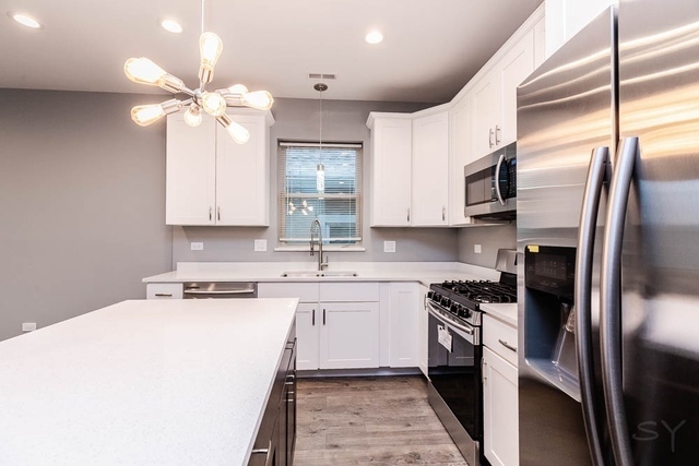 2258 West Cullerton Street, Unit 2 Chicago, IL 60608 - Photo 5 of 19