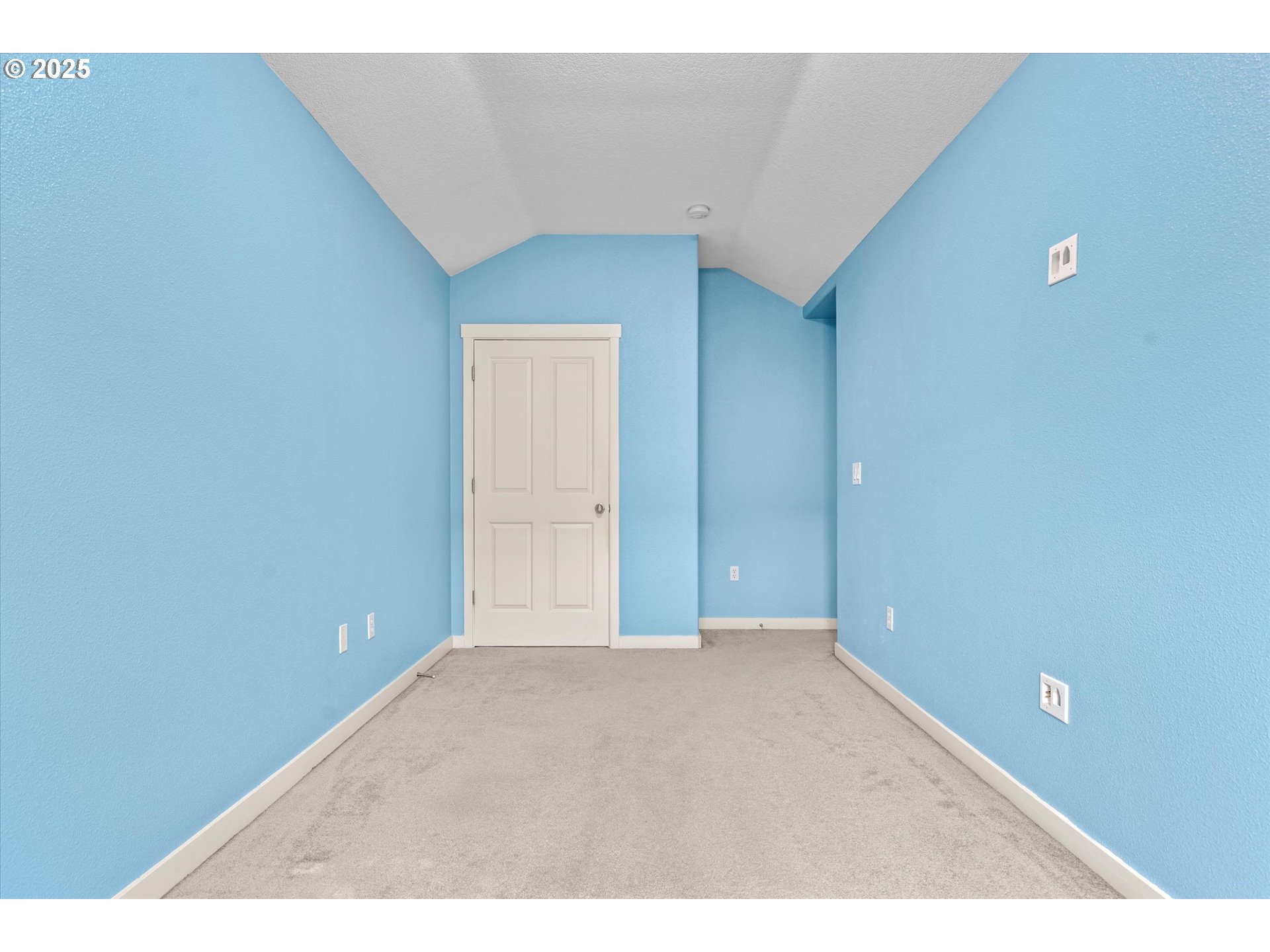 2590 Northwest 2nd Terrace Gresham, OR 97030 - Photo 29 of 31