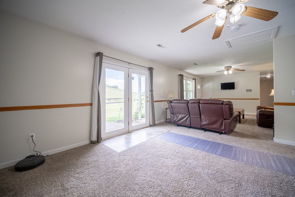 2914 Cedar Springs Road Sugar Grove, VA 24375 - Photo 14 of 70 Gallery Image 14