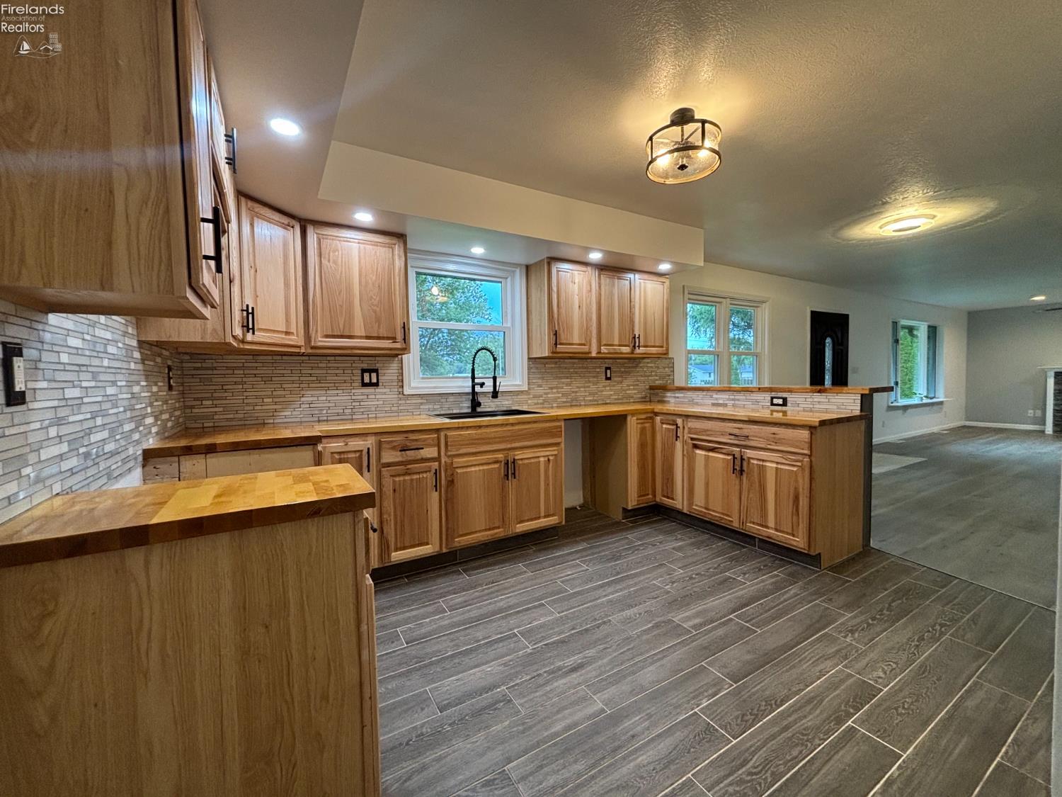 2838 Chapel Street Collins, OH 44826 - Photo 7 of 24 Gallery Image 7