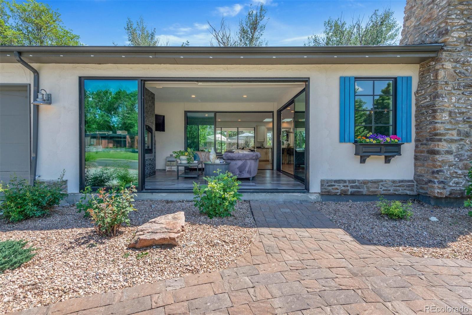 3060 East Floyd Drive Denver, CO 80210 - Photo 4 of 40