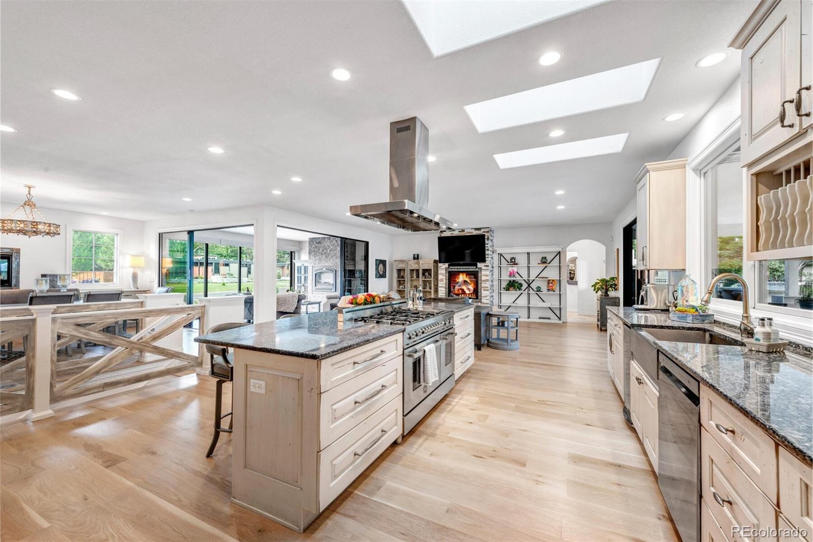 3060 East Floyd Drive Denver, CO 80210 - Photo 9 of 40