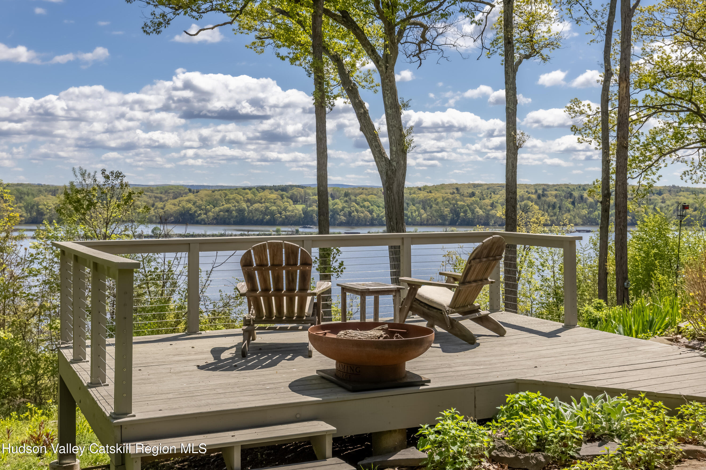 75 Turkey Point Drive Saugerties, NY 12477 - Photo 6 of 36 75_TurkeyPoint_05-01-26_8