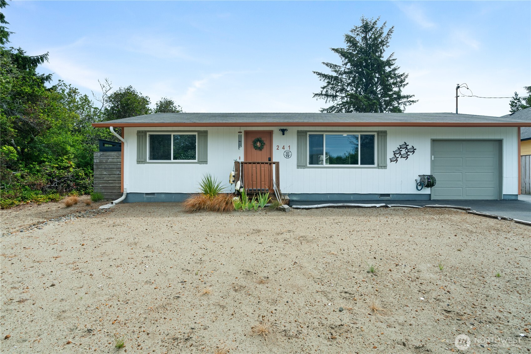 241 South Razor Clam Drive Southwest Ocean Shores, WA 98569 - Photo 2 of 32