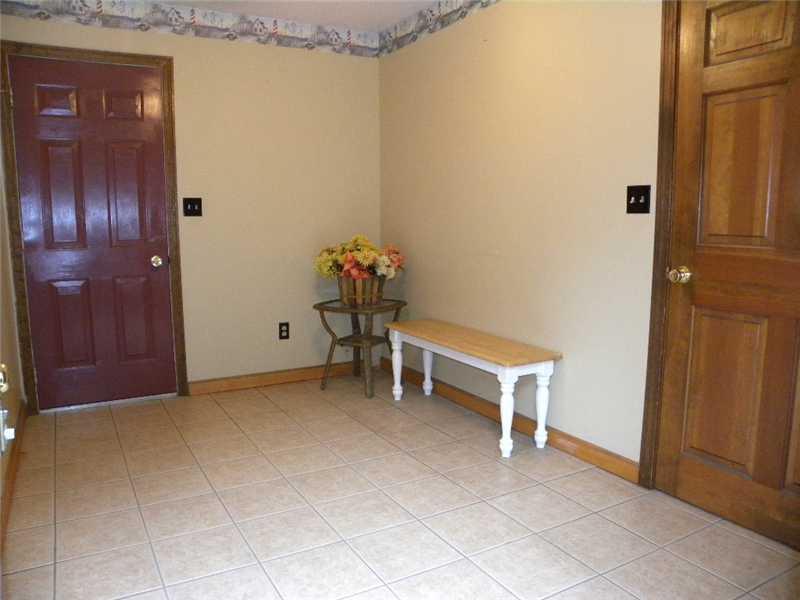 378 Hotel Road Auburn, ME 04210 - Photo 11 of 25 Entry.
