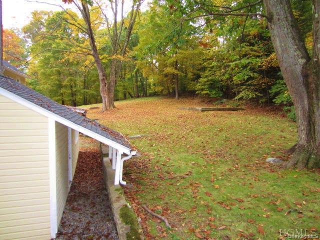 495 Farmers Mills Road Carmel, NY 10512 - Photo 4 of 24