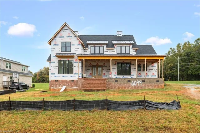 6099 Reynolda Trace, Greensboro, NC 27455