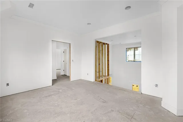 6099 Reynolda Trace, Greensboro, NC 27455