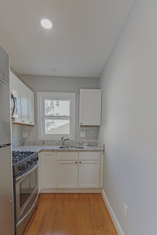 159 Baker Street Fall River, MA 02721 - Photo 10 of 42
