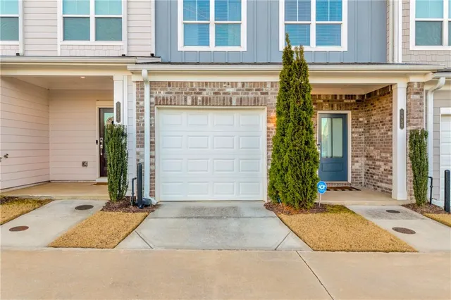 $2,990 | 1959 Hidden Heights, Atlanta, GA 30318