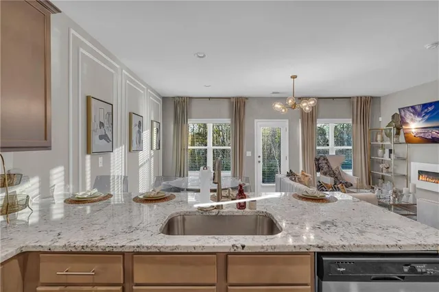 $2,990 | 1959 Hidden Heights, Atlanta, GA 30318