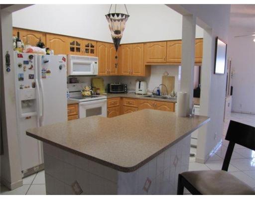 9729 Carousel Circle South Boca Raton, FL 33434 - Photo 5 of 13 Additional Photo