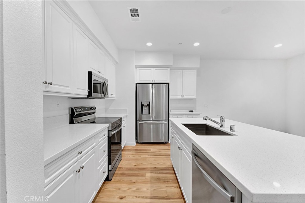 10765 Graphite Street Spring Valley, CA 91977 - Photo 6 of 30