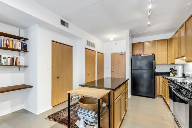 $449,000 | 515 Main Street, Unit 308, Evanston, IL 60202