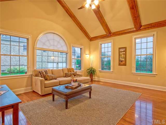 9564 Club Valley Way Raleigh, NC 27617 - Photo 9 of 25 Gallery Image 9