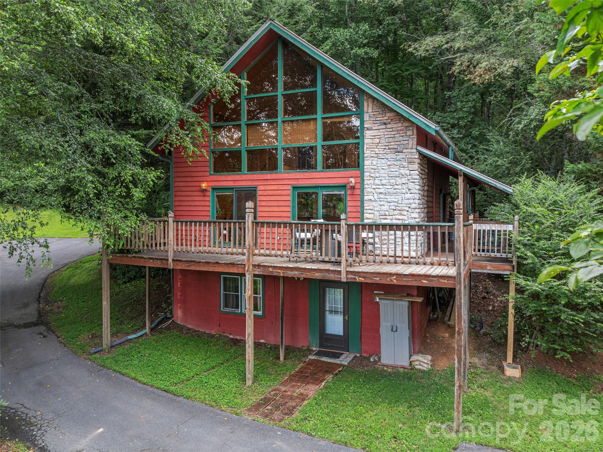 215 Hall Top Road Waynesville, NC 28786 - Photo 1 of 35 Gallery Image 1
